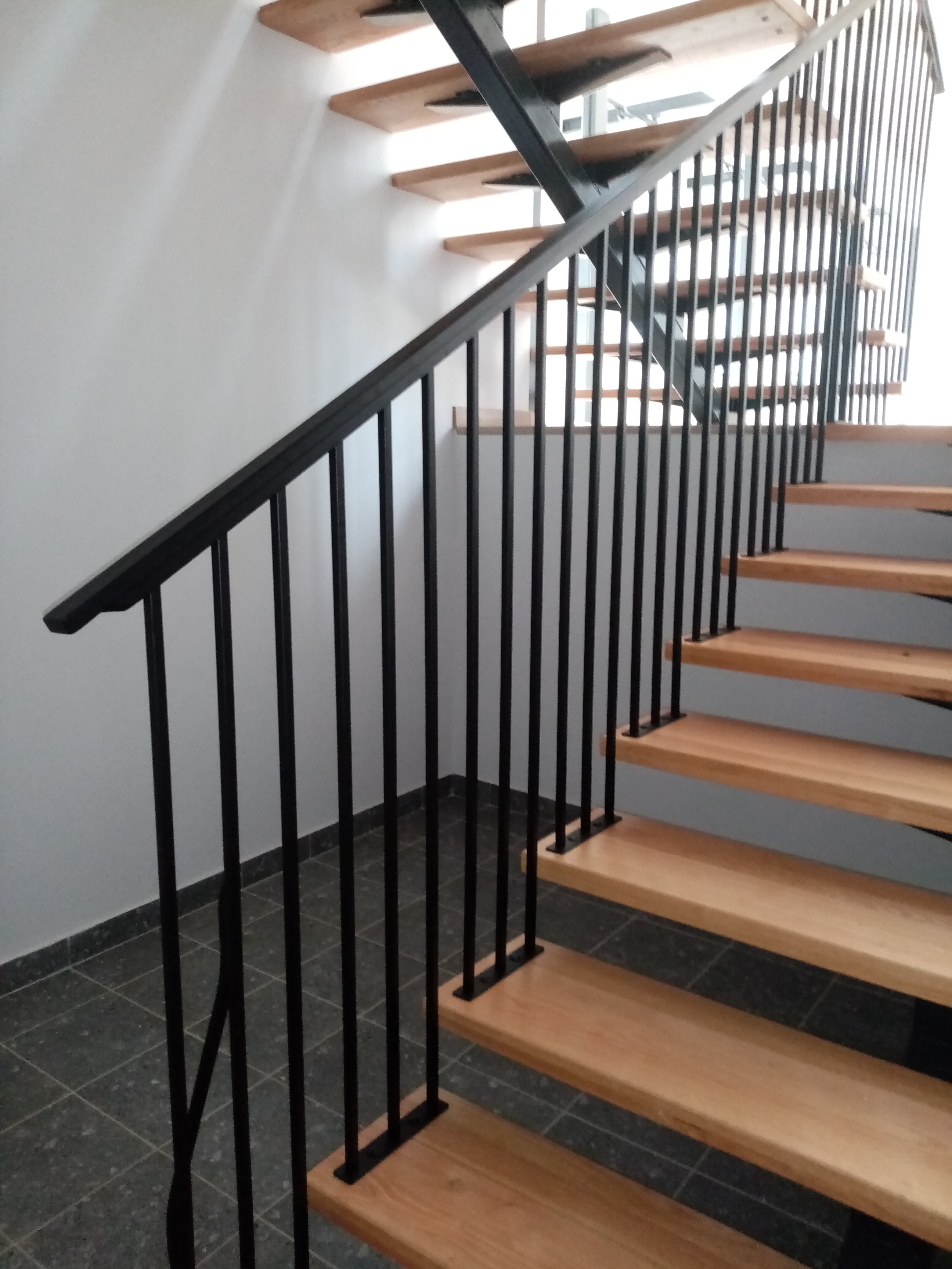 Schody, balustrady i ogrodzenia 5